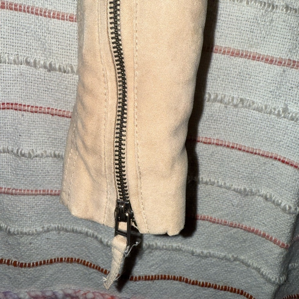 Divided‎ Beige Jacket by H&M - Picture 3 of 7